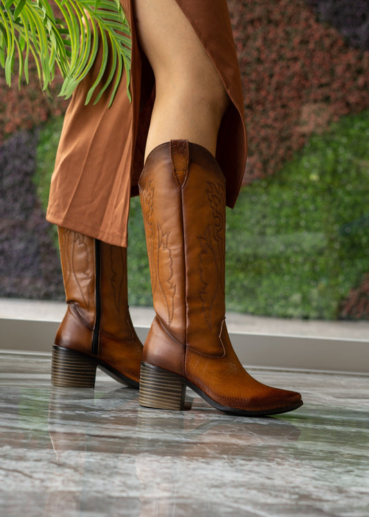 0052 Tan