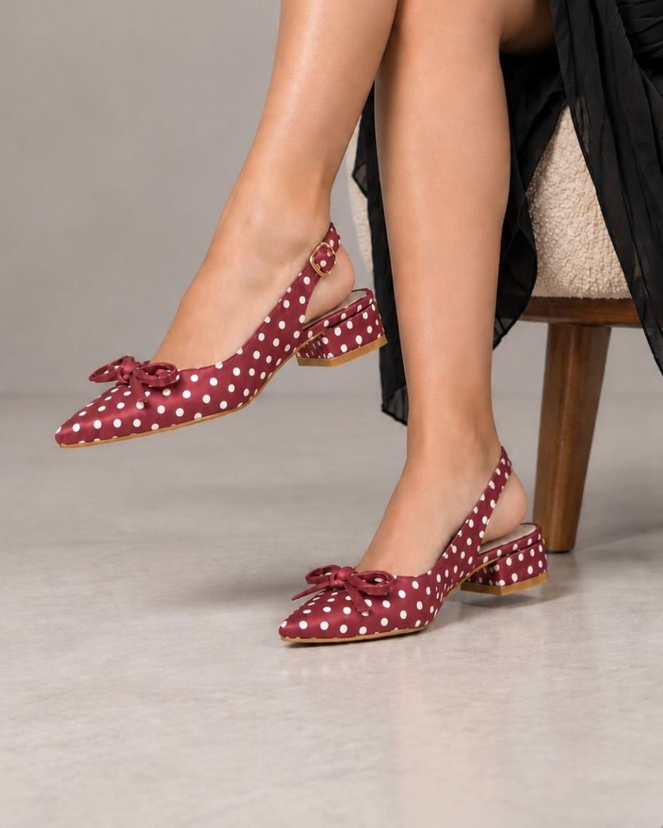 60458 ZAPATILLA DESTALONADA DE TACÓN DELGADO CON MOÑO DECORATIVO Y CORREA AJUSTABLE AL TOBILLO