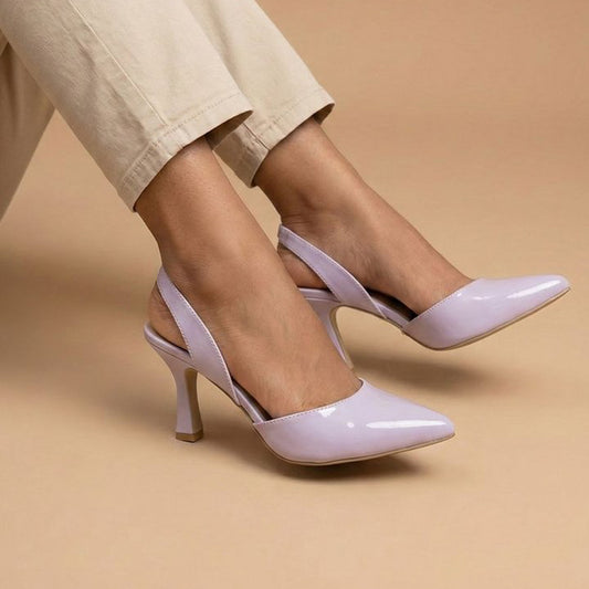 00800 ZAPATILLA DE VESTIR EN MATERIAL CHAROL LAVANDA  DE DAMA PUNTA FINA Y ESTILIZADA CON TAÑON ABIERTO CON TIRA AJUSTABLE
