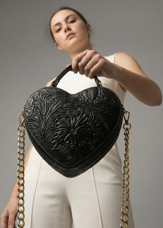 Bolsa Corazón Negro Cadena