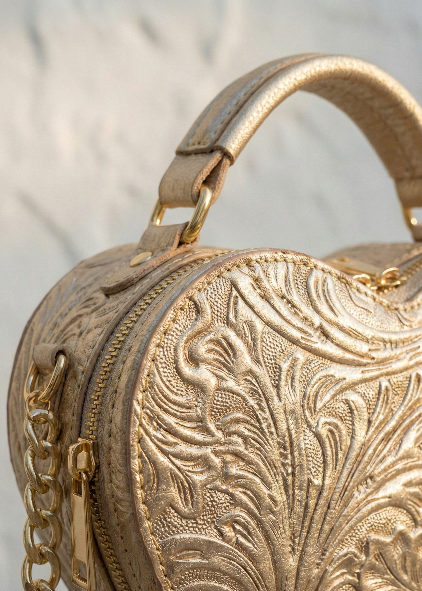 Bolsa Corazón Oro Cadena