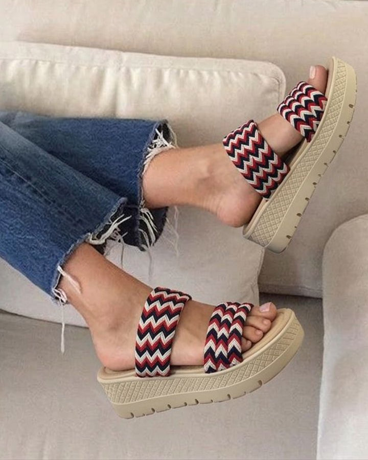 SANDALIAS CASUALES CON DOBLE TIRAS TEJIDAS DISEÑO MODERNO SUELA ANTIDESLIZANTE
