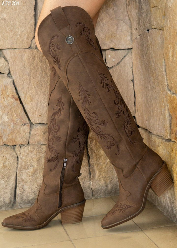 00833 BOTA VAQUERA LARGA PARA DAMA ELEGANTE COLOR MOKA CON BORDADO WESTERN EN RELIEVE